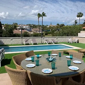https://holiday-villa-sitio-de-calahonda-mijas-costa-costa-del-sol.es-andalucia.com